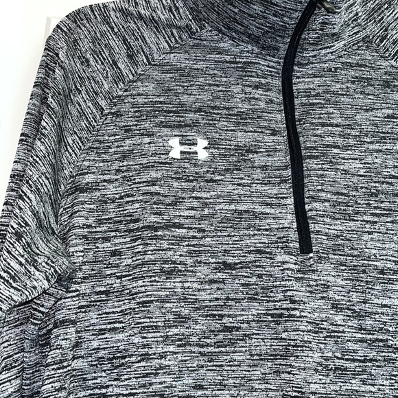 SOLD ⭐️ACC Underarmour quarter zip NWOT - Picture 3 of 7